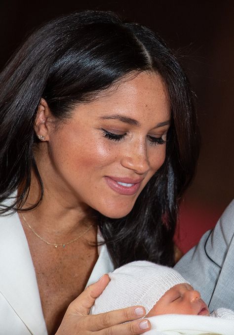 Prince Harry and Meghan Markle introduce baby boy – ALL the photos | HELLO! Meghan Markle Pics, Estilo Meghan Markle, Princ Harry, Prince Harry Et Meghan, Prinz Charles, Prins Harry, Princess Meghan, Principe William, Prince Harry And Megan