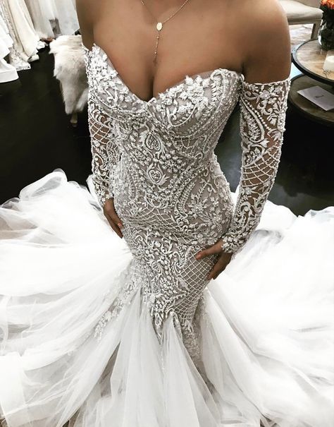 The most blazing patterns of wedding dresses is the mermaid dresses. This dress is an extraordinary kind that is uncommonly composed remembering the mermaids.... Full Sleeve Prom Dress, Wedding Dress Trumpet, Elegant Long Sleeve Wedding Dresses, Elegant Bridal Gown, White Wedding Dress, Wedding Gowns Mermaid, Sleeve Wedding Dress, A Wedding Dress, Long Sleeve Wedding