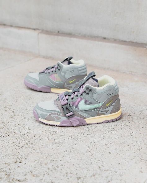 Nike Air Trainer 1, Nike Air Trainer, Shoes Ads, Colorful Sneakers, Tennis Sneakers, Hype Shoes, Swag Shoes, Aesthetic Instagram Theme, Honeydew