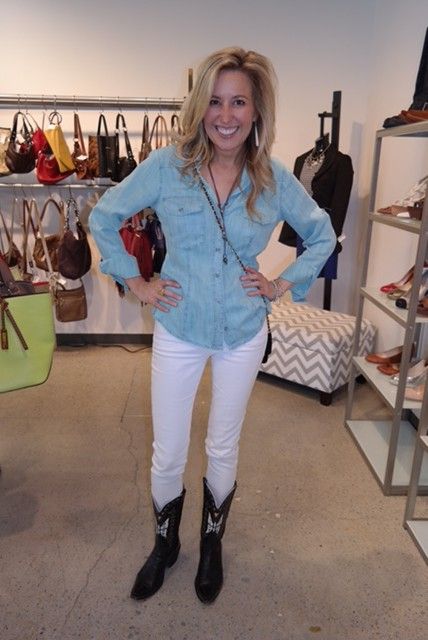 White Skinny Jeans and Cowboy Boots White Jeans With Cowboy Boots, Jeans With Cowboy Boots, Jeans For Summer, Brown Cowboy Boots, Wardrobe Consultant, Black Cowboy Boots, White Pants, Ankle Pants, Cropped Pants