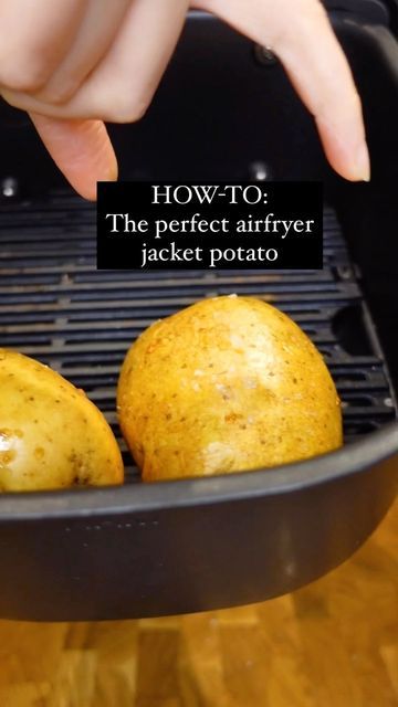 Airfryer Jacket Potato, Jacket Potato In Air Fryer, Air Fryer Jacket Potatoes, Mini Jacket Potatoes, Jacket Potato Recipe, Airfry Recipes, Airfryer Recipes, Jacket Potato, Tv Chefs