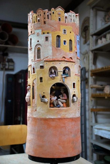 http://www.liveinternet.ru/ Pottery Houses, Miniature Gardens, Clay Fairies, Clay Houses, Garden Pottery, Keramik Design, Slab Pottery, Ceramic Houses, Pottery Sculpture