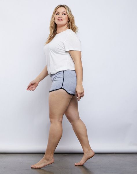 b147a61c1d07c1c999560f62add6dbc7desc48181397ri Sporty Shorts, Outfit Trends, November 23, Plus Size Beauty, Curvy Girl Fashion, Curvy Girl Outfits, Curvy Outfits, Curvy Fashion, Comfy Outfits