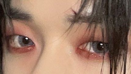 Txt Details, Blood Art, Male Makeup, Make Up Inspo, Yeonjun Txt, Txt Yeonjun, Asian Makeup, T X T, Choi Yeonjun