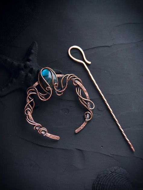 Octopus copper brooch pin Labradorite Kraken brooch wire | Etsy Ursula Jewelry, Copper Brooch, Wire Projects, Washer Jewelry, Wire Ideas, Artist Jewelry, Woven Jewelry, Scarf Sweater, Diy Bijoux