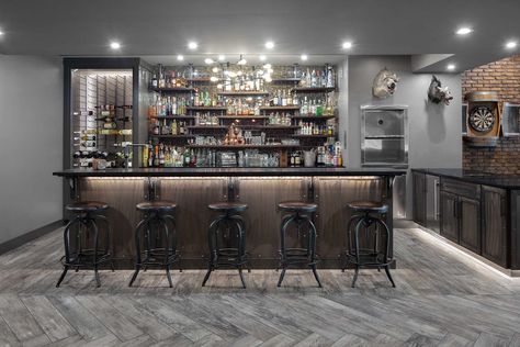 18 Majestic Industrial Home Bar Ideas You're Going To Enjoy Industrial Bar Design, Bar Shelf Ideas, Industrial Home Bar, Modern Home Bar Designs, Bedroom Inspirations Minimalist, Home Bar Rooms, Modern Home Bar, Home Bar Design, Home Pub