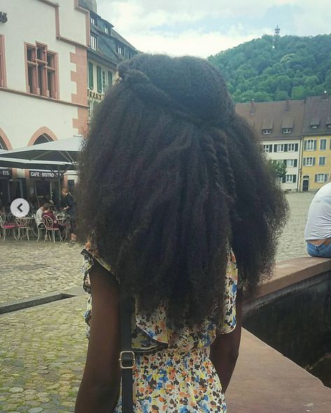 Very Long 4c Hair, Long 4c Hair Aesthetic, 4c Long Natural Hair, Long Type 4 Hair, Long 4c Natural Hair, Long 4c Hair, Beautiful Black Hair, Quick Natural Hair Styles, Natural Hair Care Tips