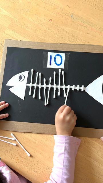 Skeleton Fish, Learning Activities For Kids, Babysitting Crafts, Minecraft Basement, Fish Activities, Diy Preschool, Fine Motor Activities For Kids, Fish Skeleton, Cozy Basement