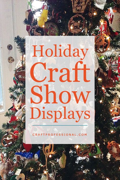 10 ideas to get your booth ready for the Christmas craft show season: http://www.craftprofessional.com/holiday-craft-show.html Hristmas Crafts, Craft Fair Display Table, Craft Table Display, Craft Show Table, Craft Fair Table, Craft Fair Booth Display, Christmas Booth, Craft Show Booths, Craft Show Booth