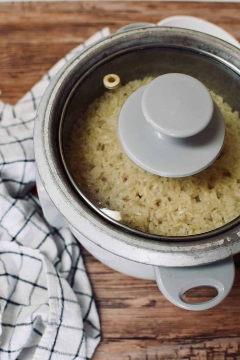 Perfect Brown Rice in a Rice Cooker • The Incredible Bulks Brown Rice In Rice Cooker, Rice In Rice Cooker, Basmati Brown Rice, Rice In A Rice Cooker, Perfect Brown Rice, Aroma Rice Cooker, Brown Jasmine Rice, Long Grain Brown Rice, Rice Maker