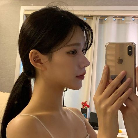 Korean Girl Icon, Women Hairstyles, Korean Girl, Hairstyles, Instagram Photos, On Instagram, Instagram