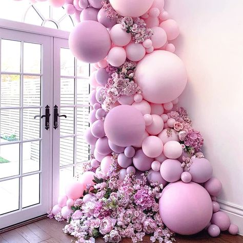 Lavender Balloon Garland, Pink Purple Party, Pink Balloon Arch, Lavender Balloons, Lilac Balloons, Lavender Baby Showers, Garden Party Bridal Shower, Blush Bridal Showers, Balloon Arch Kit