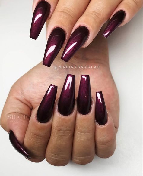 Maroon Nail Designs, Plum Nails, Unghie Sfumate, Maroon Nails, Nail Colors Winter, Purple Nail, Her Nails, Shiny Nails, Burgundy Nails