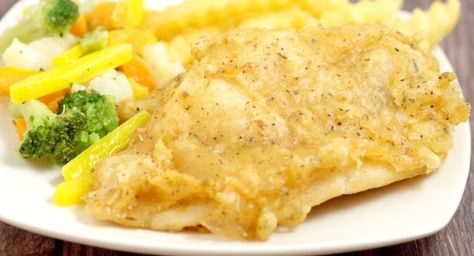 Beer Battered Catfish Fry Recipe - an easy and delicious family dinner recipe idea. Catfish is covered in a flavorful, zesty, and slightly spicy beer batter, then deep fried to golden perfection. Baked Catfish Nuggets, Catfish Nuggets Recipes, Baked Catfish Recipes, Catfish Nuggets, Baked Catfish, Catfish Recipe, Mixed Seafood Recipe, Catfish Recipes, Delicious Family Dinners