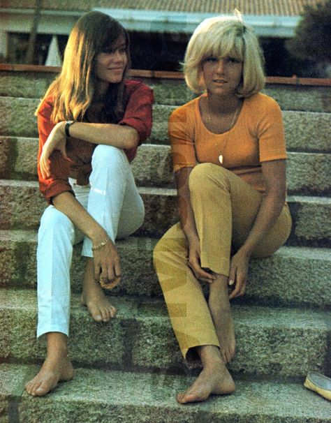 Vartan Sylvie, France Gall, Sylvie Vartan, Francoise Hardy, 60s Music, Swinging Sixties, French Women, Music Icon, Michael Jackson