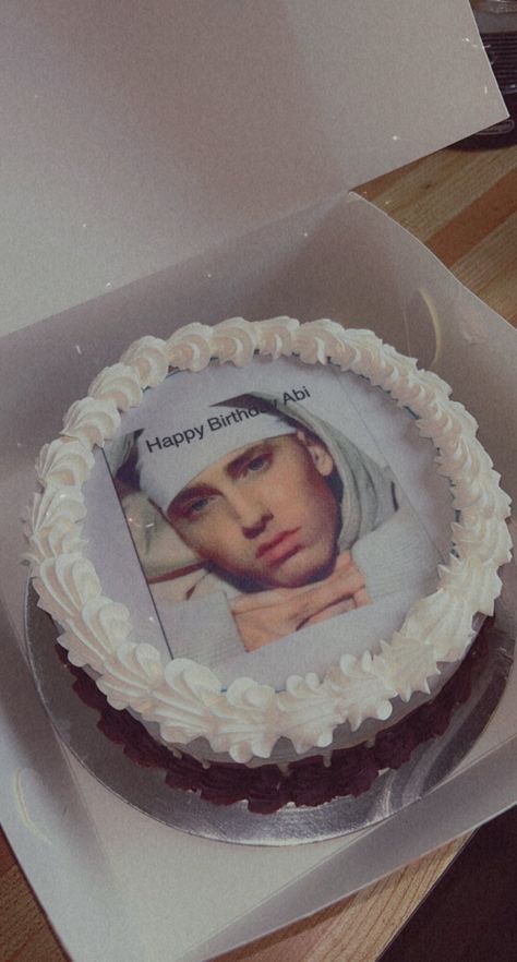 Eminem Birthday Cake, Eminem Cake, Eminem Birthday, Summer Birthday Cake, Eminem Rap, Cool Cake Designs, Birthday Cakes For Women, Cakes For Women, Rap God