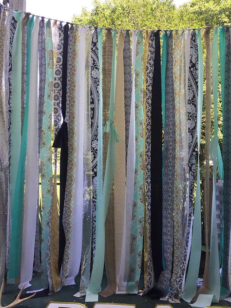 Mint Curtain Garland 6'drop Boho Hippie Gypsy Flea Market Set Up, Mint Curtains, Baking Organization, Craft Stall Display, Flea Market Booth, Spiritual Event, Stall Display, Fantasy Craft, Vendor Displays