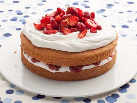 Strawberry Rhubarb Shortcake Recipe : Food Network Kitchen : Food Network - FoodNetwork.com Rhubarb Shortcake, Strawberry Dessert Recipes, Strawberry Shortcake Recipes, Shortcake Recipe, Strawberry Cake Recipes, 4th Of July Desserts, Food Network Canada, Salty Cake, Rhubarb Recipes