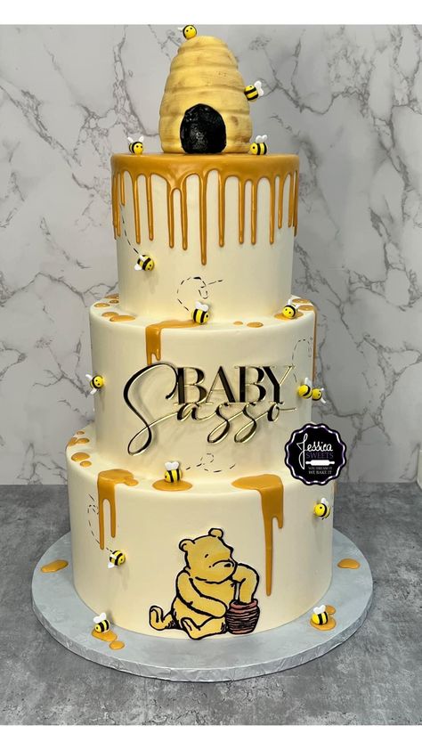 Pooh Cake, Winnie The Pooh Cake, Winnie The Pooh Honey, Winnie The Pooh Themes, Pooh Birthday, Winnie The Pooh Baby Shower, Bee Cakes, Baby Shower Theme Decorations, Winnie The Pooh Birthday