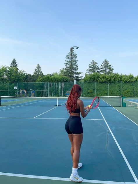 nanie (@prett_Nanie) on X Tennis Aesthetic Black Woman, Tennis Outfit Black Women, Black Tennis Outfit, Aesthetic Tennis Outfit, Badminton Girl, Active Aesthetic, Tennis Pics, Tennis Girl Aesthetic, Aesthetic Tennis