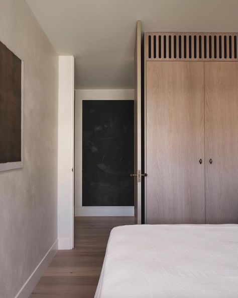 Phoebe Nicol Interior, Frameless Door, Berlin Apartment, Dark Granite, Soft Minimalism, Timber Door, Apartment Projects, Contemporary Apartment, Bedroom Wardrobe