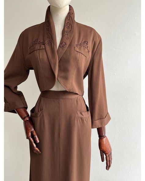 Willow Hilson Vintage on Instagram: "Divine 1940’s Tailoring & Soutache Suit, Coming Today . . . . . #1940s #1940sfashion #1940ssuit #vintagesuit #vintagestylist #1940svintage #soutache #tailormade #tailoring #willowhilson" 1940s Suit, Vintage Suits, Suits For Women, Fashion Design, Dresses, On Instagram, Instagram, Design