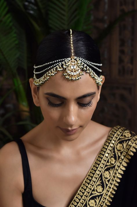 Designer Maang Tikka | Gold Maang Tikka | Pearl Maang Tikka 2023 Matha Patti Bridal, Silver Maang Tikka, Matha Tikka, Polki Maang Tikka, Maang Tikka Bridal, Maang Tikka Gold, Pearl Maang Tikka, Gold Maang Tikka, Tika Jewelry