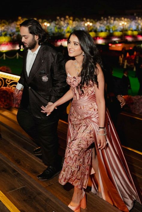 Everything Radhika Merchant Wore To Her Pre-Wedding Festivities - Eternity Anant Ambani And Radhika Merchant, Ambani Wedding, Radhika Merchant, Anant Ambani, Bridal Chura, Indian Celebrity, Wedding After Party, Bollywood Wedding, Lv Bags