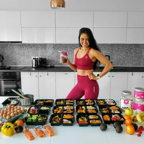 Body Builder Meal Prep, Lighter Meals, Meal Prep Sunday, Food To Gain Muscle, Muffin Top Exercises, Meal Prep Companies, Sports Food, Easy Healthy Lunches, Muscle Gain