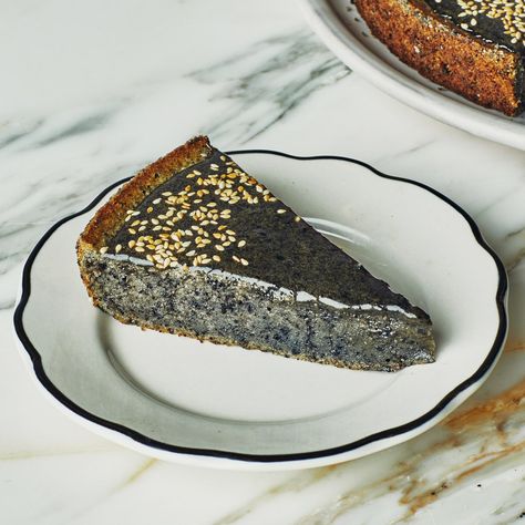 Sesame Mochi Cake | Bon Appétit Hawaiian Butter Mochi, Black Sesame Mochi, Sesame Mochi, Butter Mochi, Mochi Cake, Sprinkles Recipe, Sweet Rice, Bowl Cake, Caramel Recipes