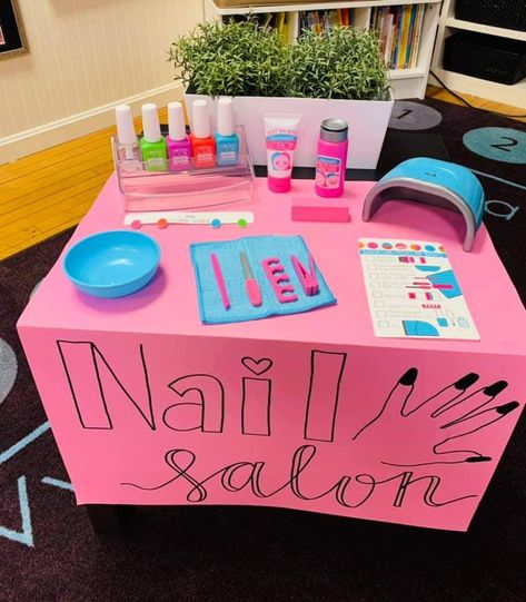 Preschool Nail Salon, Spa Preschool Activities, Afterschool Room Ideas, Beauty Shop Dramatic Play, Spa Day Preschool, Pretend Play Library, Nail Salon Dramatic Play, Preschool Career Activities, Prop Boxes For Preschool