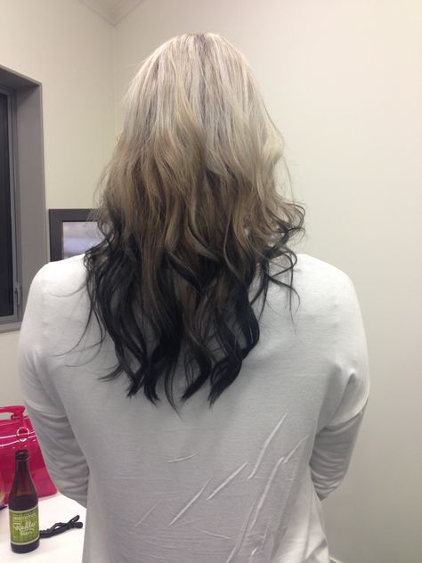 Reverse Ombre' blonde to black Blonde To Black Ombre, Blonde To Black, White Ombre Hair, Reverse Ombre Hair, Black Hair Ombre, Reverse Ombre, Ombre Hair Blonde, Hair Color Streaks, Blonde Roots