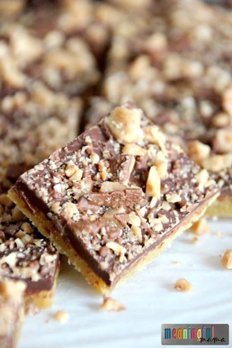 Heath Bar Recipes, Heath Bar Dessert, Sheet Cookies, Heath Cookies, Heath Bar Cookies, Bars Ideas, Heath Bar, Xmas Baking, Heath Bars