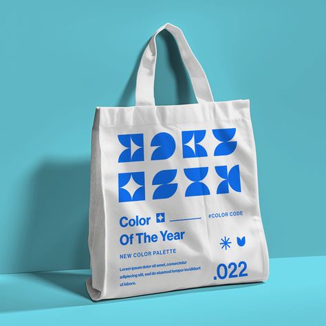 Free Totebag Mockup PSD Abba Moodboard, Mockup Totebag, Tote Bag Graphic Design, Tote Bag Photography, Product Mockup Design, Susan Kare, Event Identity, Mockup Ideas, Tote Bag Mockup