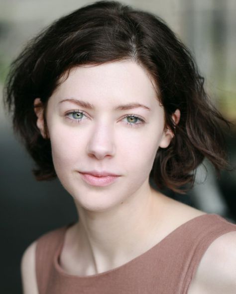 Catherine Steadman British Celebrities, The Tudors, Career Inspiration, Inspirational Images, Look Alike, My Images, Pretty Woman, Women Girl, Hair Cuts