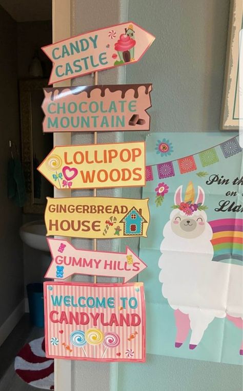 Candyland Christmas Window Display, Candy Land Props, Candy Land School Hallway, Candy Lane Decor, Candy Wonderland Christmas Decor, Candyland Door Decorations For School, Snacks Station, Candyland Trunk Or Treat, Candyland Aesthetic