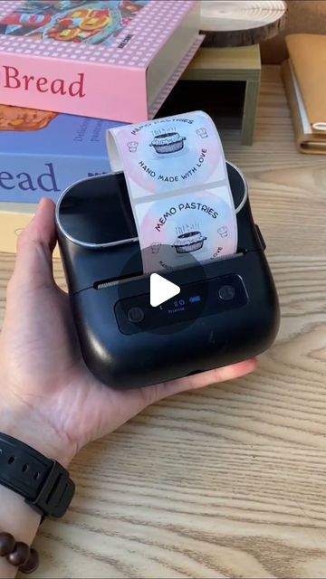 Phomemo on Instagram: "DIY your bakery packaging with colorful labels.  You may want to know:⁠  - Products: Phomemo label maker  ⁠  How to buy: click the link in my bio or⁠  Search 【phomemo label maker】in Amazon.⁠  .⁠  .⁠  #amazonfinds #foodstorage #organization #handmade #handmadegifts #candlemaking #candles #printer #miniprinter #pocketprinter #labelprinter #labelmaker #phomemo #logosticker #labels #labelstiker #addresslabels #poshmarkpackages #packagingsupplies #packinghacks #homemadestickers #officesupply #organizationideas #smallbusiness #smallbusinessowner #smallbiztips #smallbusinesstips #smallbusinesssupport #businessneeds #businessowner" Brother Label Maker, Homemade Stickers, Diy Party Favors, Bakery Packaging, Mini Printer, Label Machine, Label Maker, Favor Labels, Hobby Room