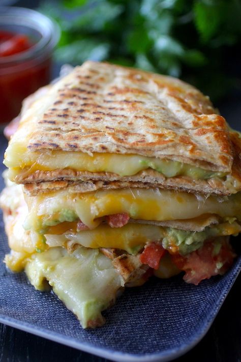 Low Cal Grilled Cheese, Toasted Cheese Sandwich, Low Sugar Dinners, Toasted Cheese, Eating Pineapple, Subway Sandwich, Croissant Sandwich, Cheese Sandwich Recipes, Panini Sandwiches