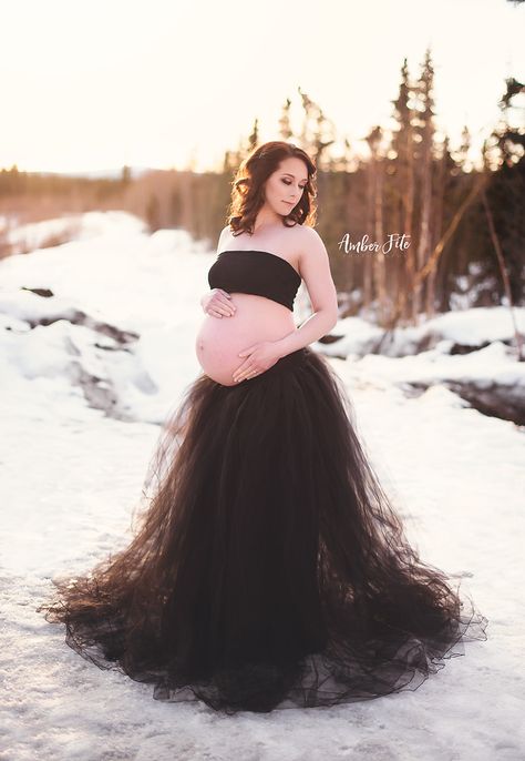 Marley Tutu • Tutu Maternity Skirt • Bridal Tulle Satin Lining Tutu • Princess Tutu • by Sew Trendy Maternity Shoot Outfit Ideas, Maternity Tutu, Maternity Photography Fall, Bee Balloon, Maternity Shoot Outfit, Diy Tutus, Shoot Outfit Ideas, Maternity Shots, Maternity Photography Couples