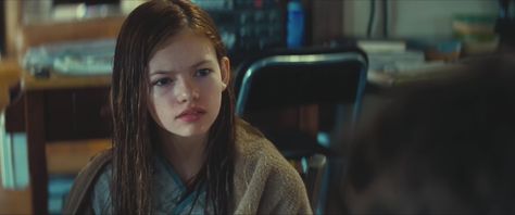 Mackenzie Foy in the film 'Interstellar' (2014) Mackenzie Foy Interstellar, Murph Interstellar, Mckenzie Foy, Interstellar 2014, Disney Horses, Claire Forlani, Boxcar Children, Mackenzie Foy, Golden Globe Winners