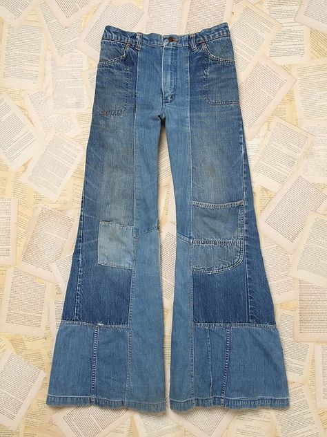 Upcycled Pants, Refashion Jeans, Bellbottom Pants, Denim Bell Bottoms, Jeans Refashion, Denim Refashion, Boho Jeans, Denim Projects, Repurposed Clothing