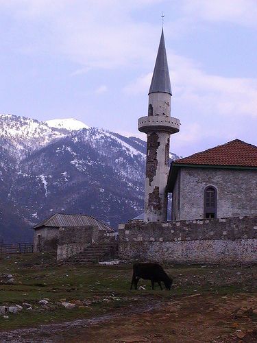 https://flic.kr/p/77RA6B | Lura_Albania_mosque Albania Mosque, Albanian Culture, Balkan Peninsula, Beautiful Mosques, Southern Europe, Woman Dress, Sacred Places, Albania, Images Photos