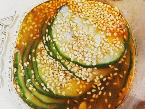 Japanese Pickled Cucumbers, Sunomono Recipe, Sesame Seeds Recipes, Cucumber Kimchi, Pickled Cucumbers, Pickled Cucumber, Quick Pickled Onions, Home Canning Recipes, Vegetable Recipe