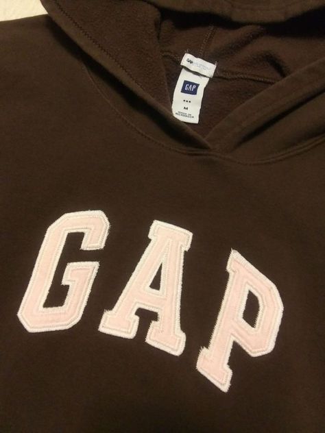 Gap Aesthetic, Brown Gap Hoodie, Pink Gap Hoodie, Gap Hoodies, Gap Sweatshirt, Gap Hoodie, Aesthetic Outfits Men, Chocolate Party, Brown Hoodie