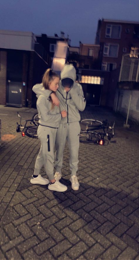 Nike Tech Couple Pics, Couples Nike Tech, Uk Couple Goals, Roadman Couples, Uk Drip Couple, Nike Tech Fleece Couple, Couple Drip Outfits, Tech Fleece Couple, Nike Couple Goals