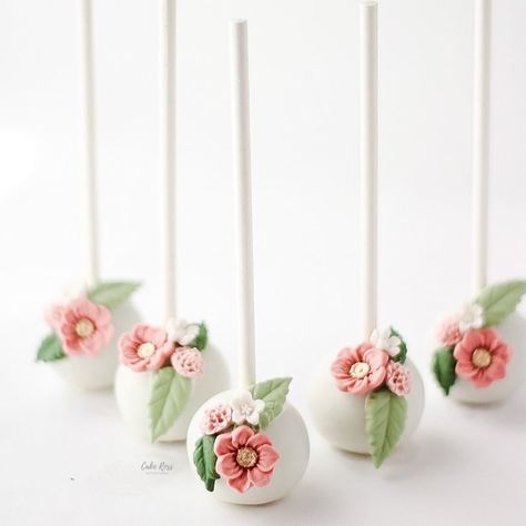 Cake Pops Colorful, Beautiful Cake Pops, Wild Flower Cake Pops, Cake Pop Flowers, Wildflower Cake Pops, Baby In Bloom Cake Pops, Spring Cakepops, Spring Baby Shower Cake, Fantastical Wedding