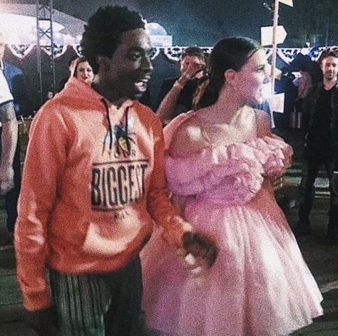 Caleb And Millie, Millie And Caleb, Stranger Things 3 Premiere, Stranger Things Season 3 Premiere, Caleb Mclaughlin, Starnger Things, Stranger Things Premiere, St Cast, Stranger Things Girl