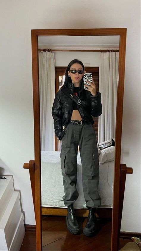 30 Rave Outfits Women You Need to Wear 2024 Air Jordan Dunk Low, Style Green Cargo Pants, Rave Aesthetic Outfit, Techno Outfit Rave, Style Black Leather Jacket, Jordan Dunk Low, Techno Rave Outfit, Rave Outfits Women, Jordan Dunk