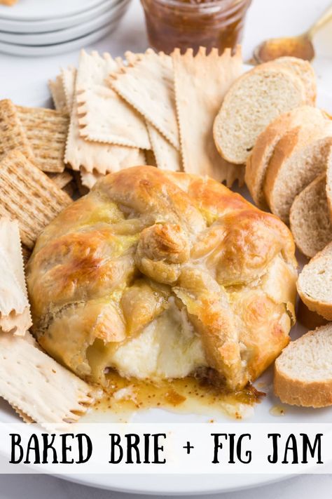 Baked Brie with Fig Jam recipe from RecipeGirl.com #baked #brie #bakedbrie #fig #figjam #recipe #RecipeGirl Baked Brie With Fig Jam, Brie With Fig Jam, Fig Appetizer, Super Easy Appetizers, Baked Brie Recipes, Fig Jam Recipe, Brie Appetizer, Brie Recipes, Fig Recipes