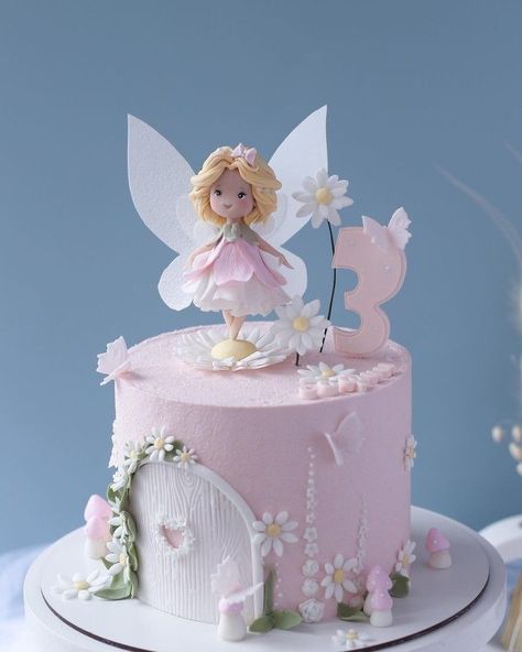 Baby 1st Birthday Cake, Bolo Rapunzel, Fairy Garden Cake, Pink Cakes, Fairy Birthday Cake, Butterfly Birthday Cakes, Fairy Garden Birthday Party, Baby First Birthday Cake